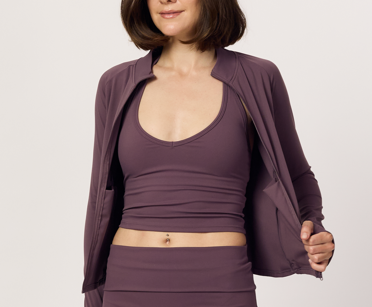 Plum Essence Zip Top