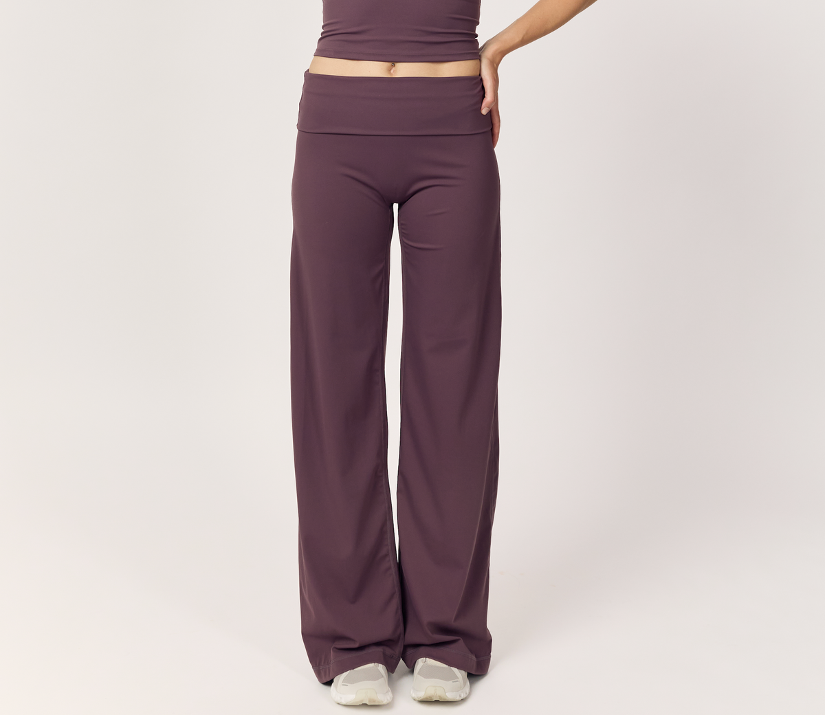 Plum Essence Flare Leggings