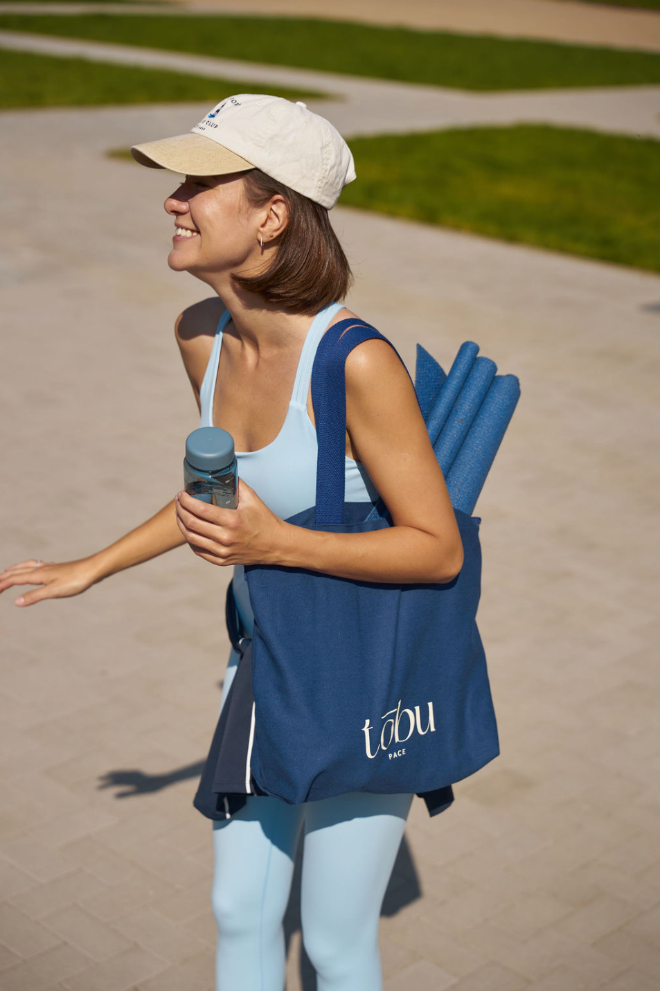 Flow Sports Bra - Barely Blue